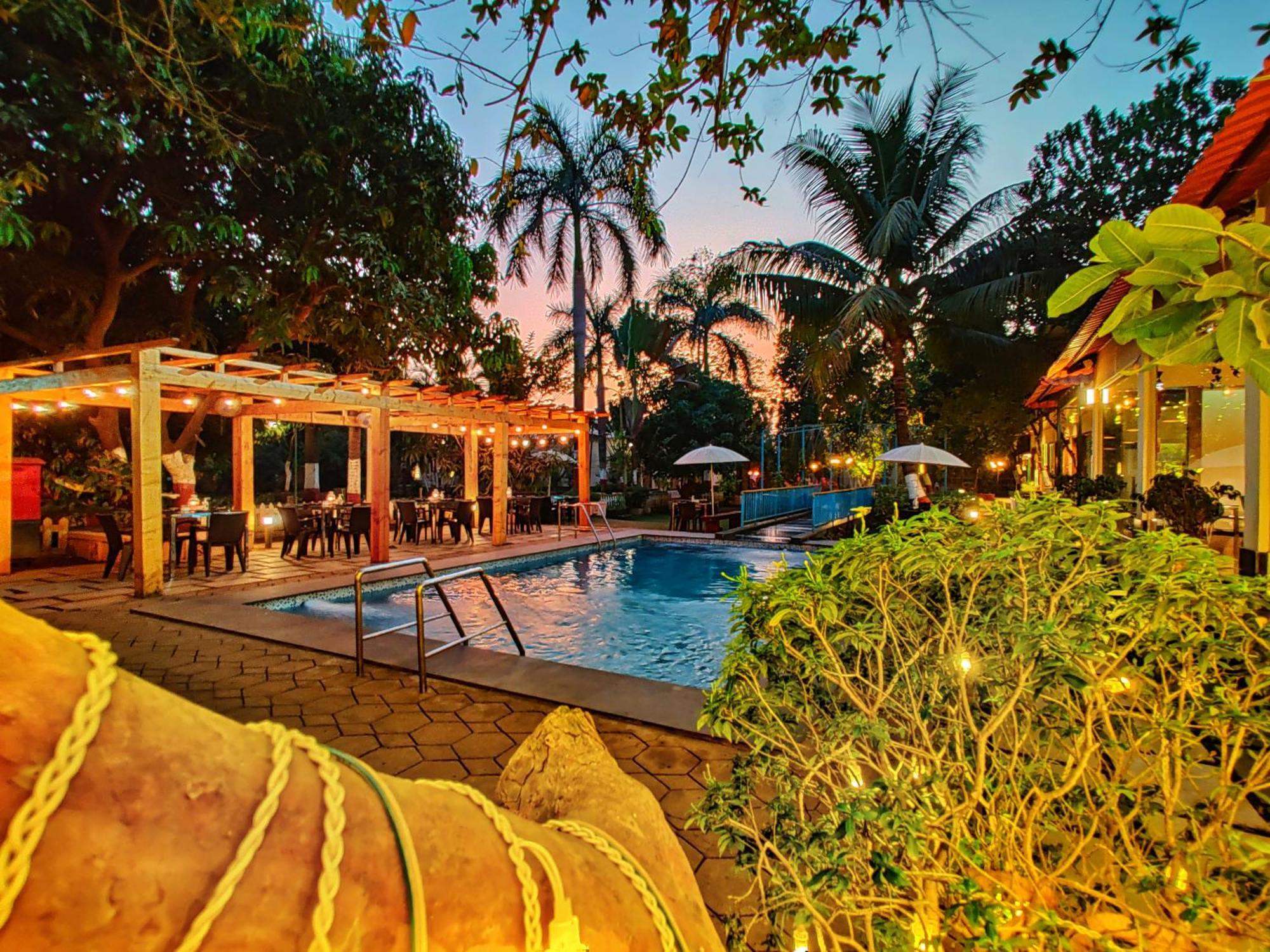 נאווי מומבאי Pushp Vatika Resort & Lawns מראה חיצוני תמונה